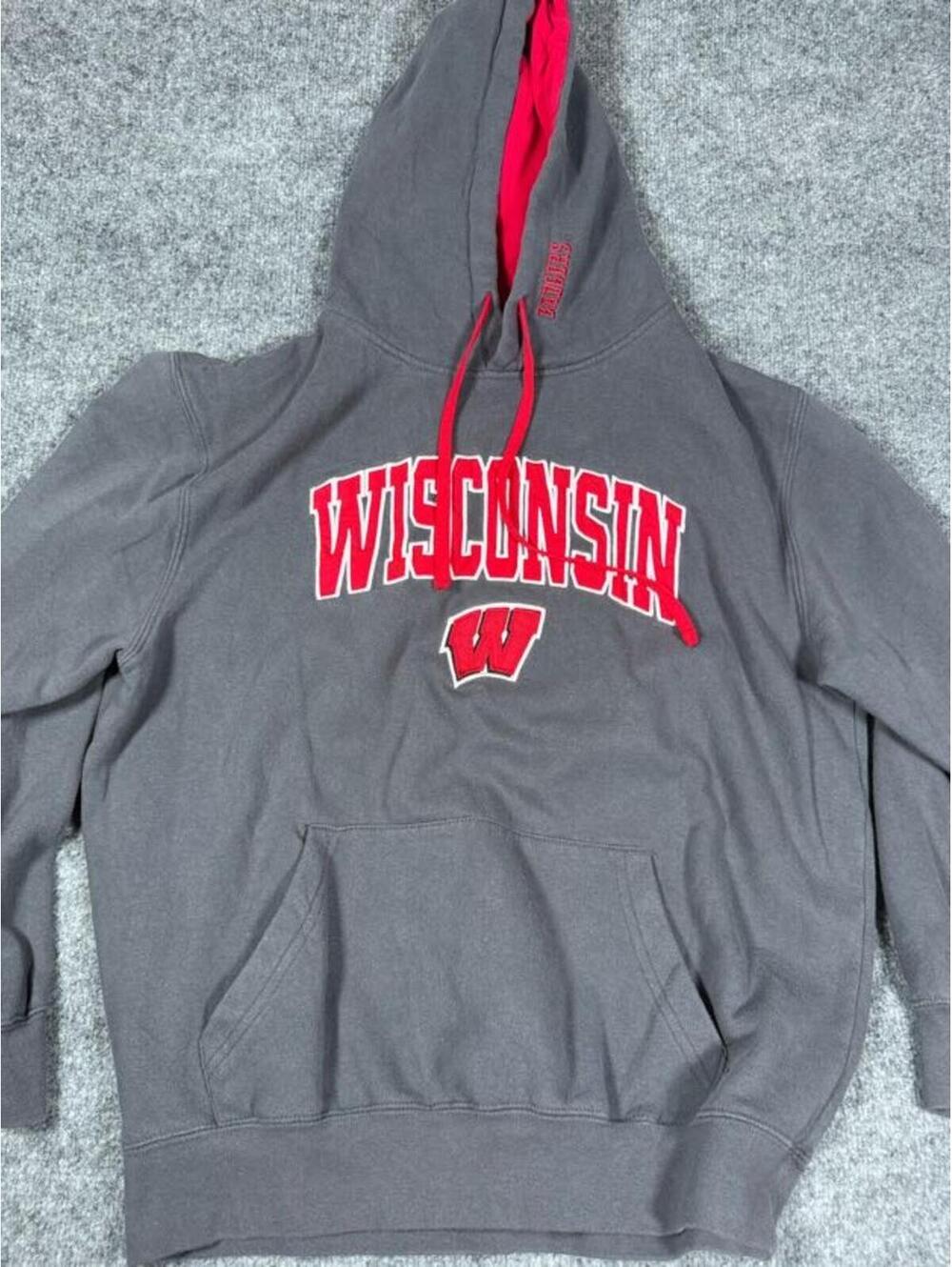 Colosseum Men's Wisconsin Hoodie Sweatshirt Large